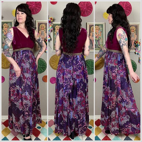 Vintage 1970s Purple Velvet Floral Wide Leg Palazzo Jumpsuit - Picture 3 of 9